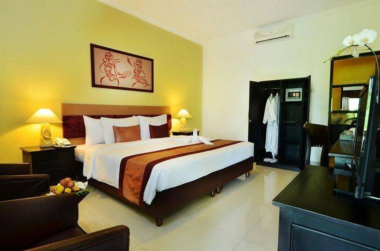 Sarinande Hotel