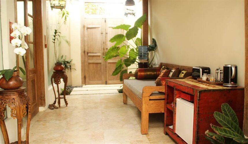 Bali Ginger Suites