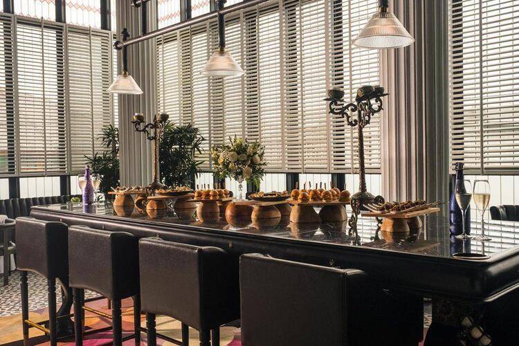 Double-Six Luxury Hotel