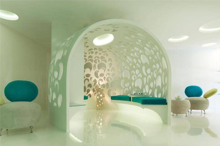 Double-Six Luxury Hotel