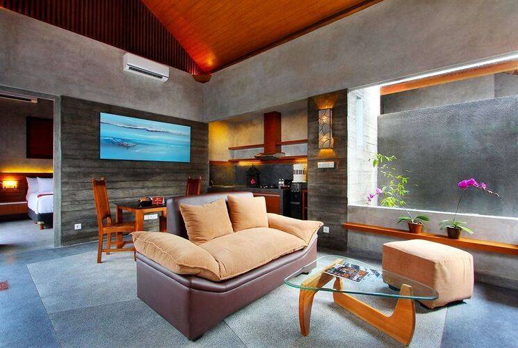 Bracha Villas