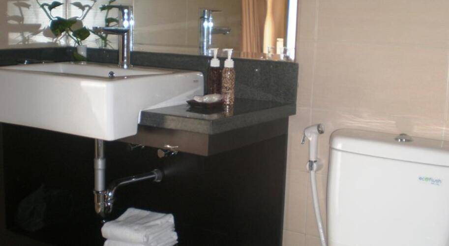 Svarna Suite Seminyak