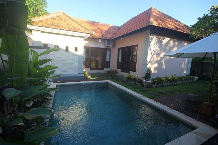 Kubal Villa And Living Seminyak
