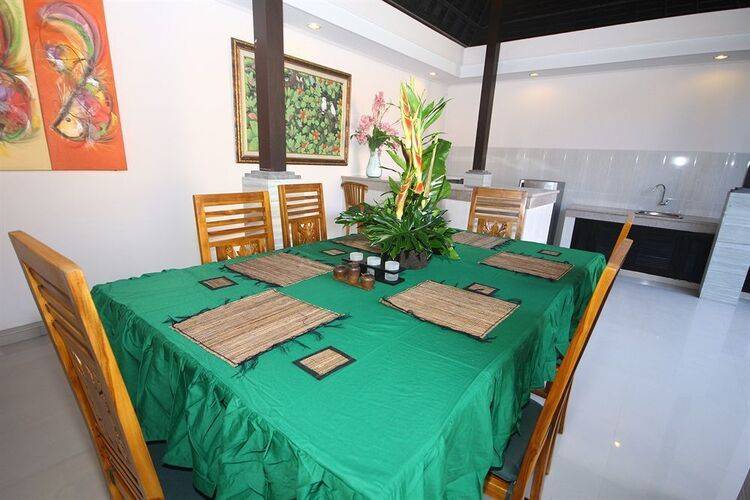 Kubal Villa And Living Seminyak