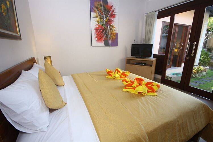 Kubal Villa And Living Seminyak