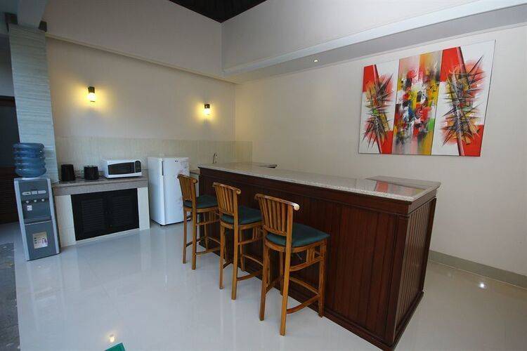 Kubal Villa And Living Seminyak