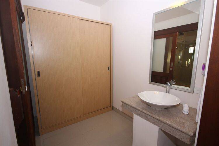 Kubal Villa And Living Seminyak