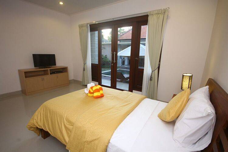 Kubal Villa And Living Seminyak