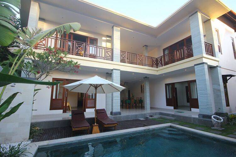 Kubal Villa And Living Seminyak