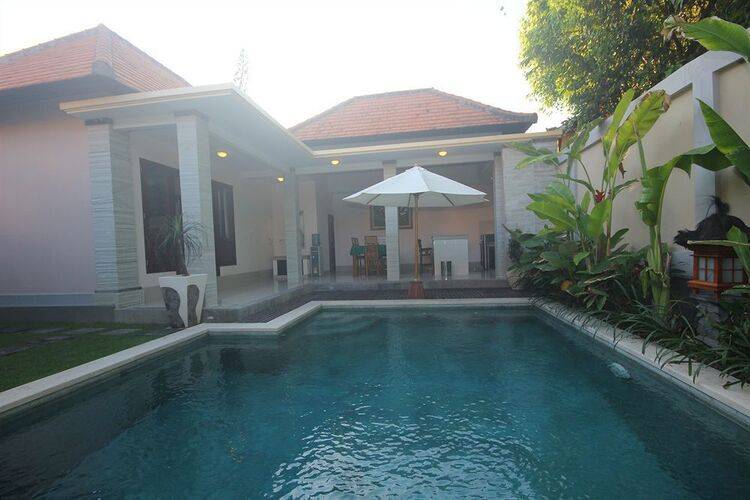 Kubal Villa And Living Seminyak