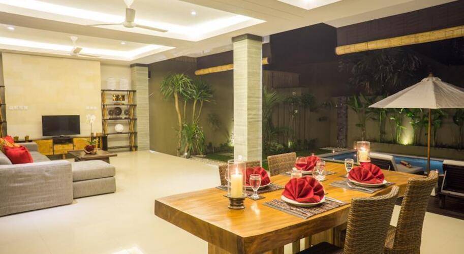 The Kumpi Villas