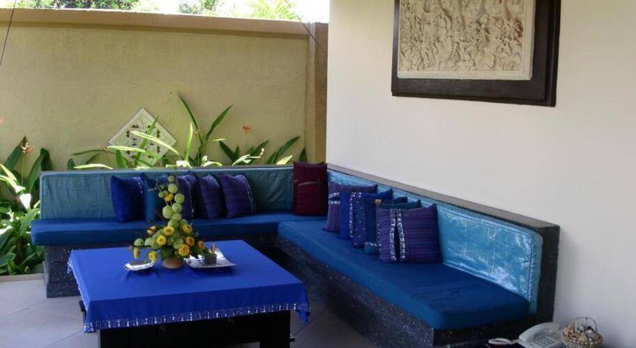 Heliconia Villa