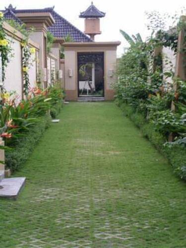 Heliconia Villa