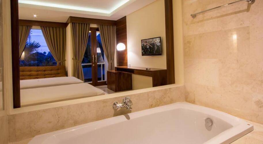 M Suite
