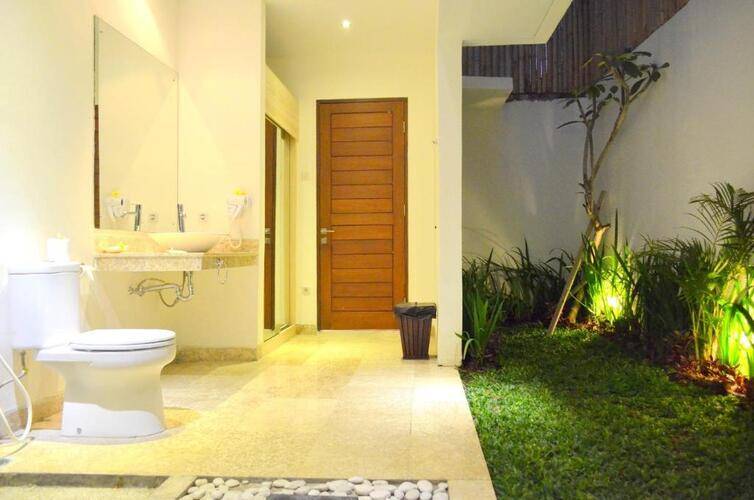 Jas Green Villas And Spa