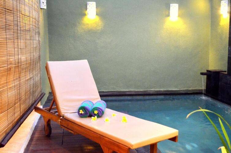 Jas Green Villas And Spa