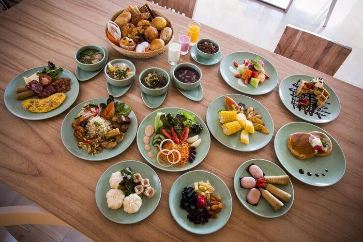 Harris Hotel Seminyak