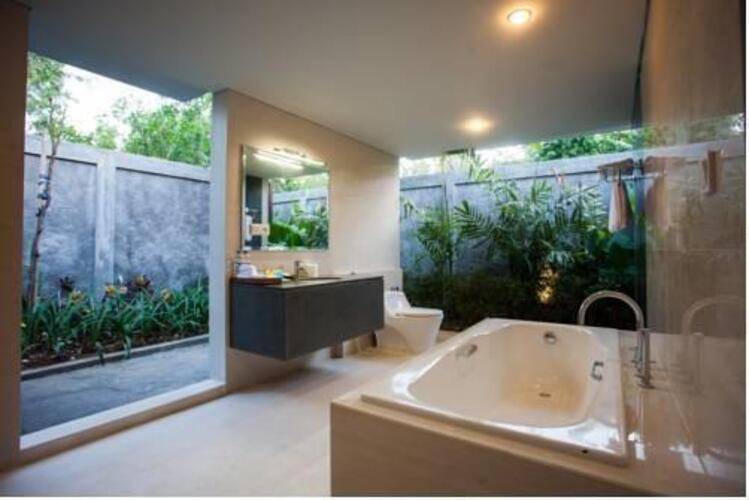 The Astari Villa And Residence