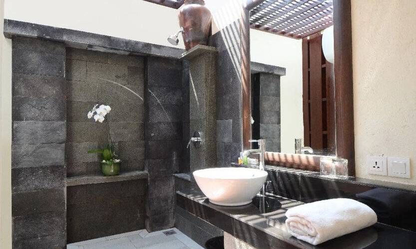 Bali Breezz Hotel (Ex. Villa Bali Jegeg)