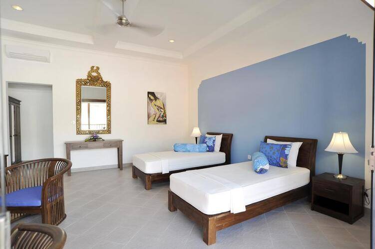 Aquarius Beach Hotel