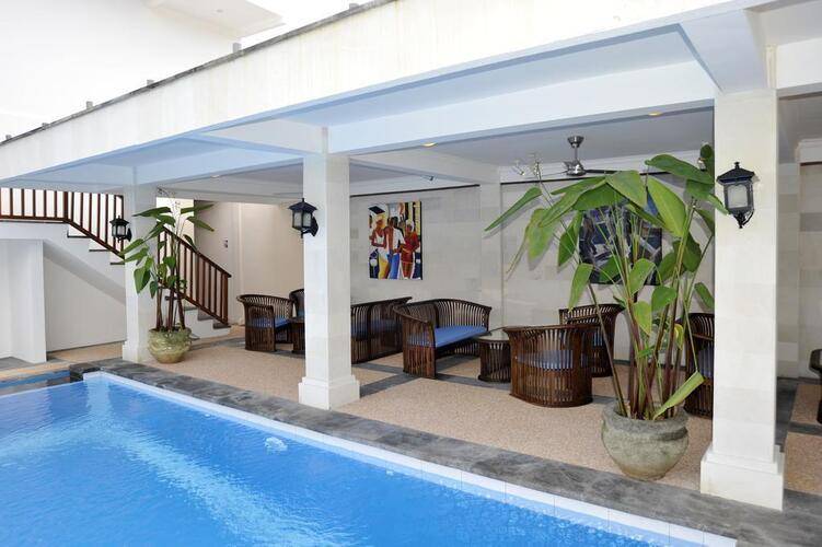 Aquarius Beach Hotel