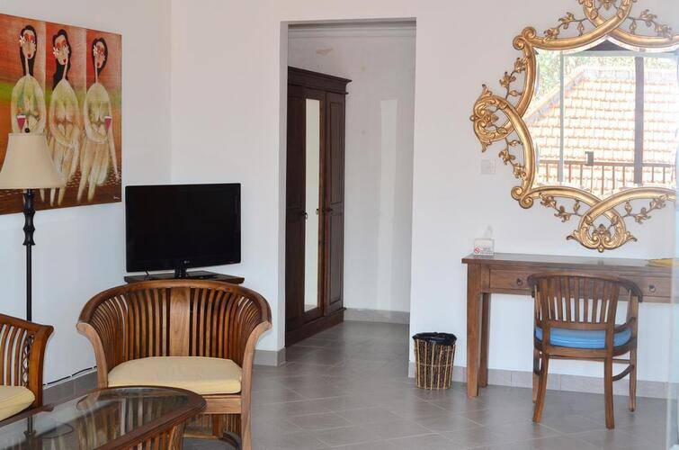 Aquarius Beach Hotel