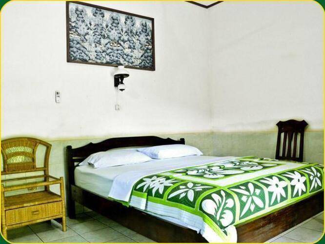 Hotel Jati And Home Stay