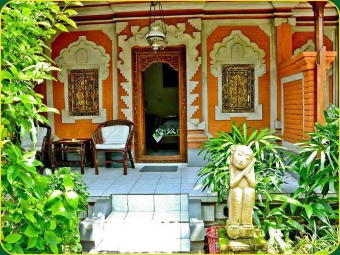 Hotel Jati And Home Stay