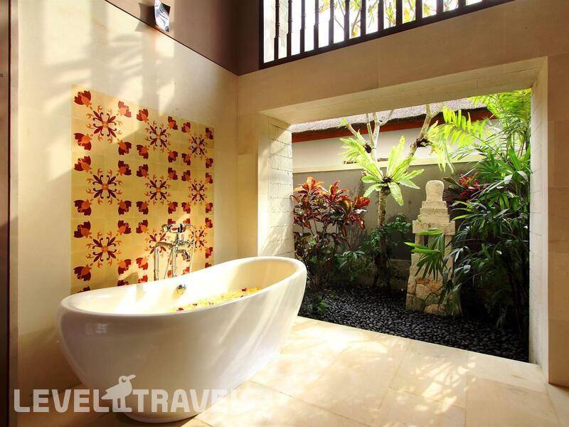 Фотография Sudamala Suites & Villas