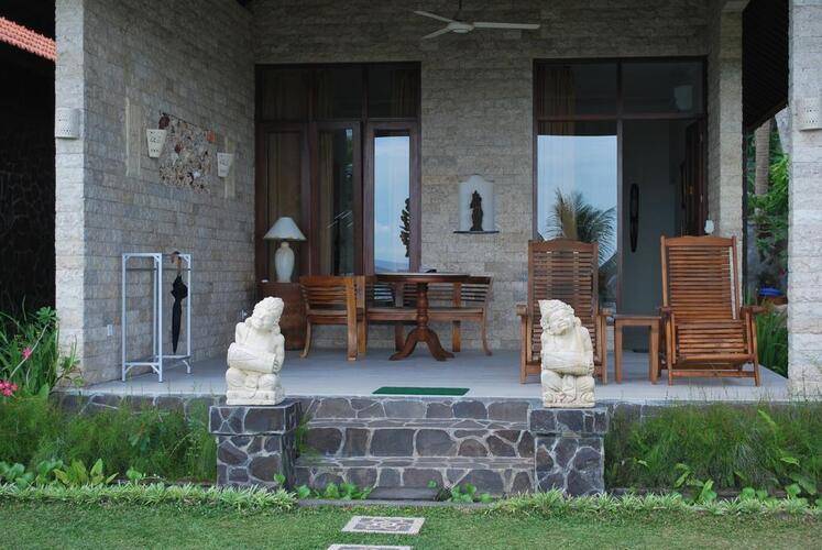 Sea Breeze Candidasa