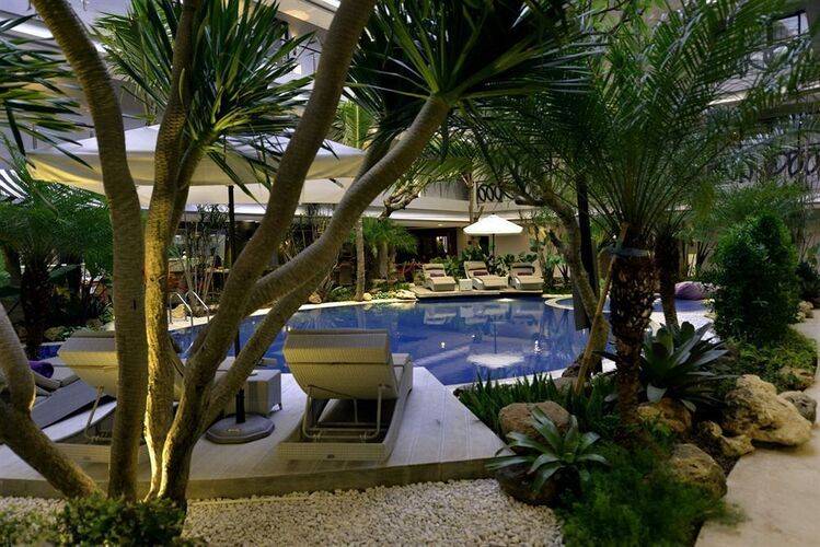 Amaroossa Suite Bali