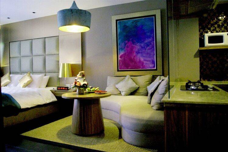 Amaroossa Suite Bali
