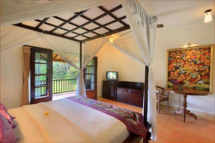 Cempaka Belimbing Villas