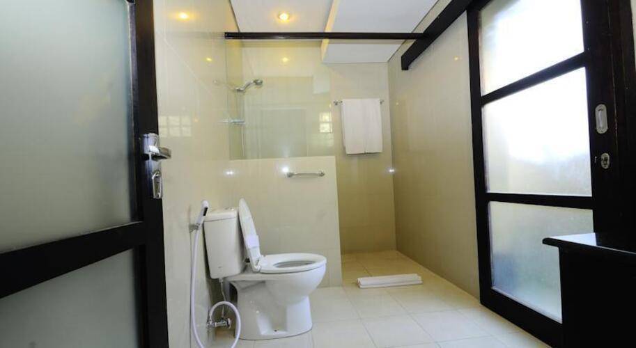 Aneka Lovina Villas And Spa