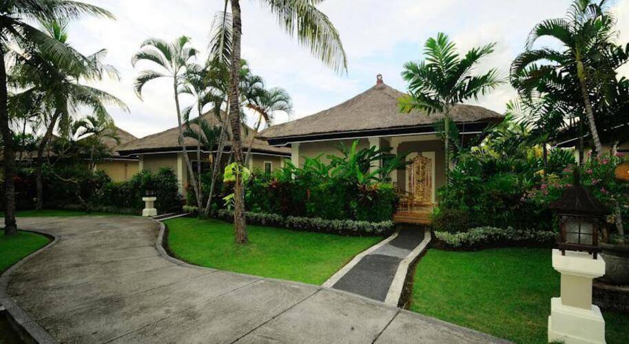 Aneka Lovina Villas And Spa