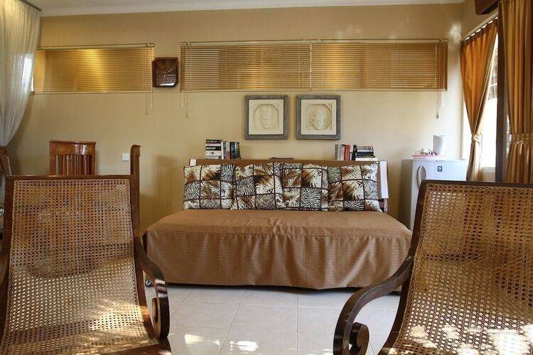 Villa Agung Beach Inn