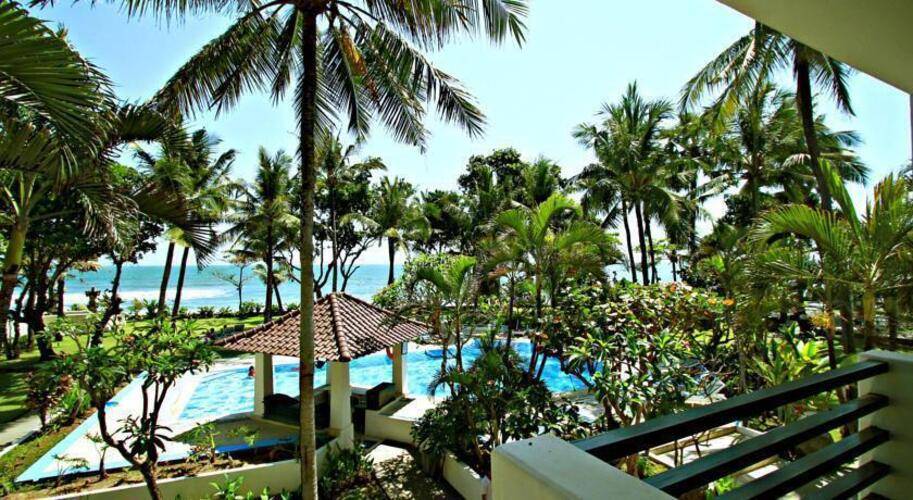 Legong Keraton Beach Hotel