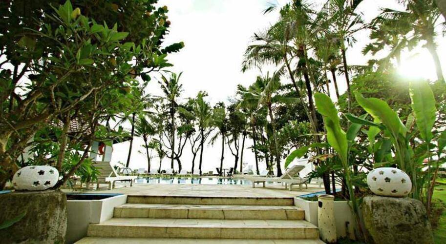 Legong Keraton Beach Hotel