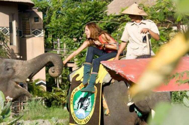 Mara River Safari Lodge At Bali Safari & Marine Park
