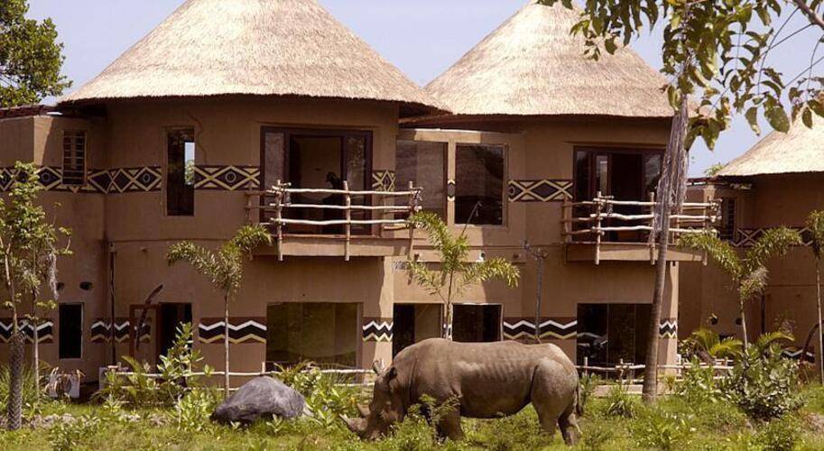 Mara River Safari Lodge At Bali Safari & Marine Park