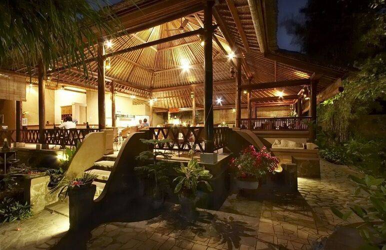 Santai Hotel