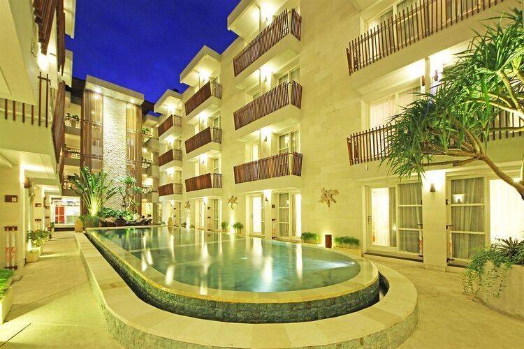 Adhi Jaya Sunset Hotel