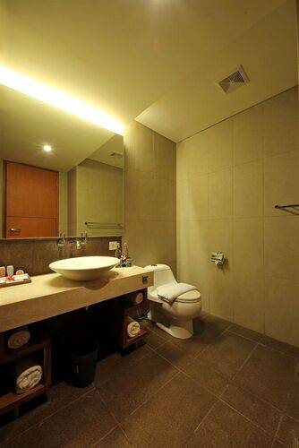 Adhi Jaya Sunset Hotel