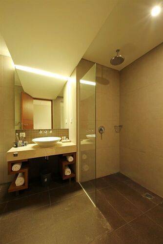 Adhi Jaya Sunset Hotel