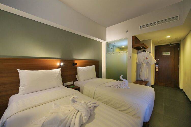 J4 Hotel Legian