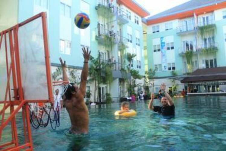 Harris Hotel & Residences Riverview Kuta