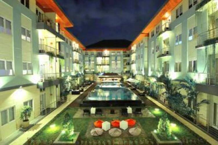 Harris Hotel & Residences Riverview Kuta