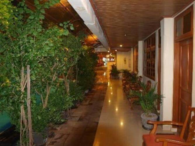 Green Garden Hotel