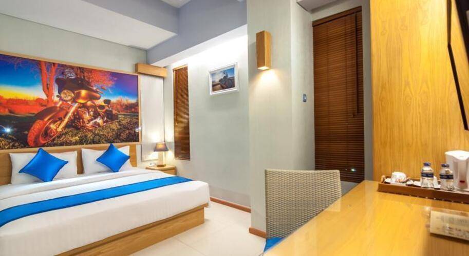 Rhadana Hotel