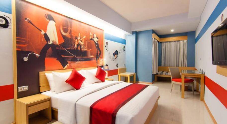 Rhadana Hotel
